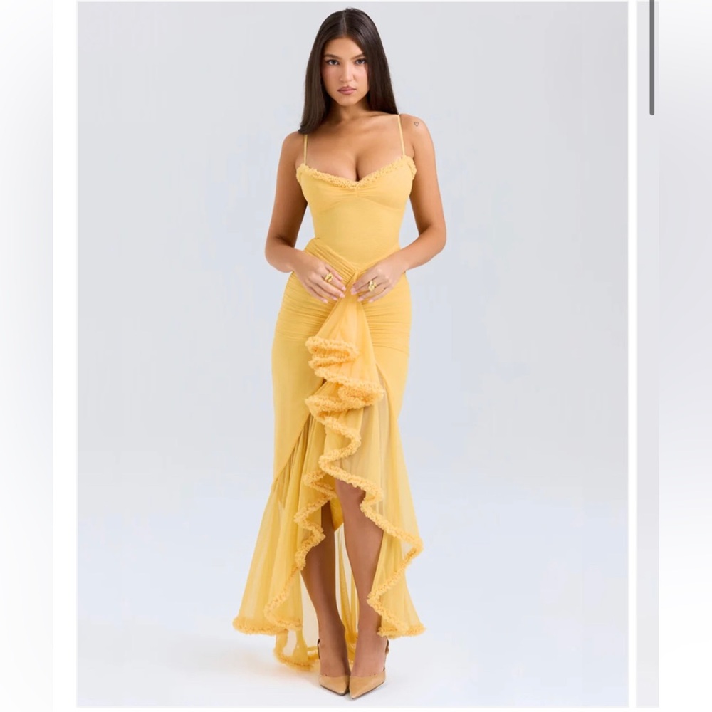 Elegant Yellow Ruffled Dress